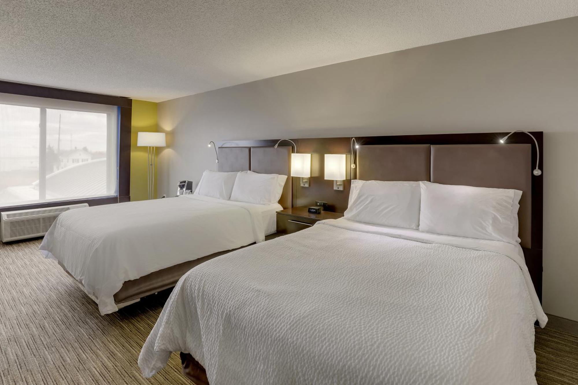 Holiday Inn Express Hotel & Suites Bryan-Montpelier By Ihg Holiday City Exterior foto