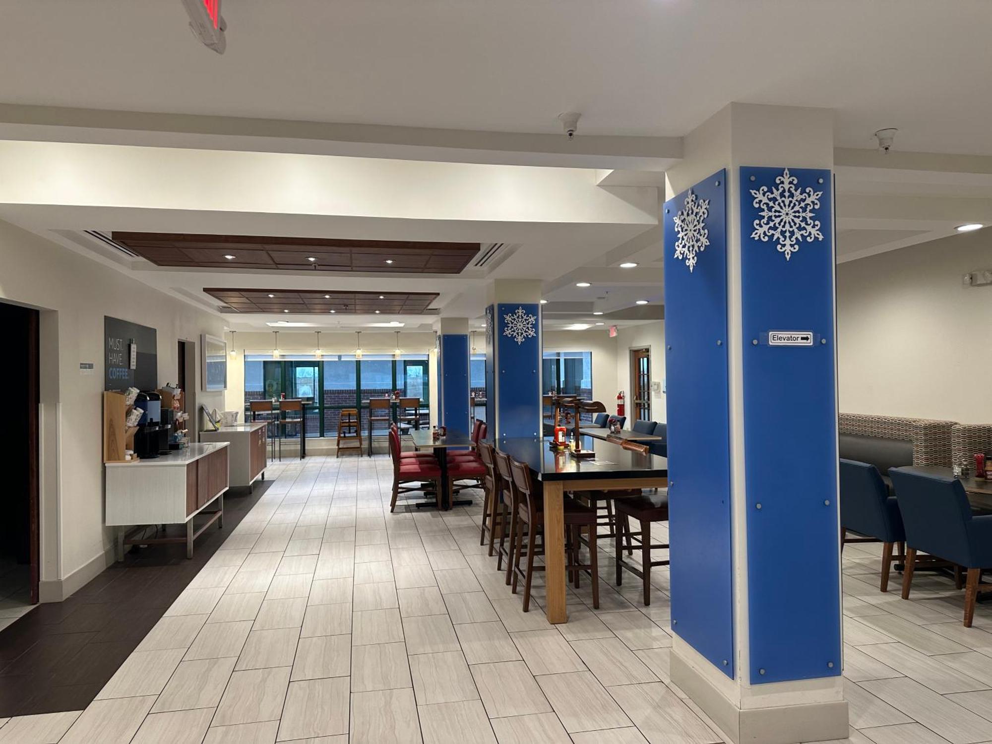 Holiday Inn Express Hotel & Suites Bryan-Montpelier By Ihg Holiday City Exterior foto